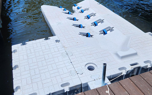 Snap Port drive-on jet ski dock sold by Snap Dock Venice - in Venice Snap Port drive-on jet ski dock sold by Snap Dock Venice - in Venice